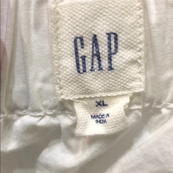 GAP NWOT off shoulder - Picture 2 of 2